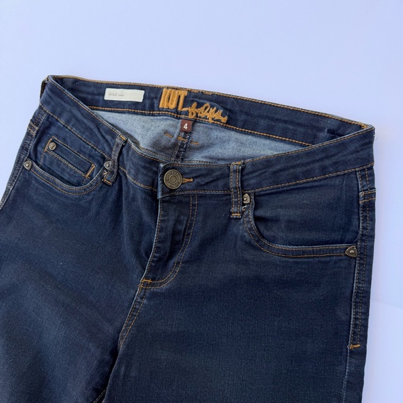Woman’s Kut From The Kloth Denim Jeans
Lucille Skinny Size 4 - Picture 2 of 9